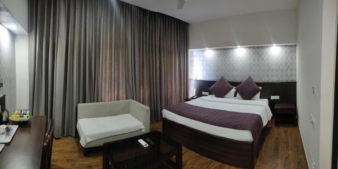 רישיקש Hotel The Great Ganga מראה חיצוני תמונה