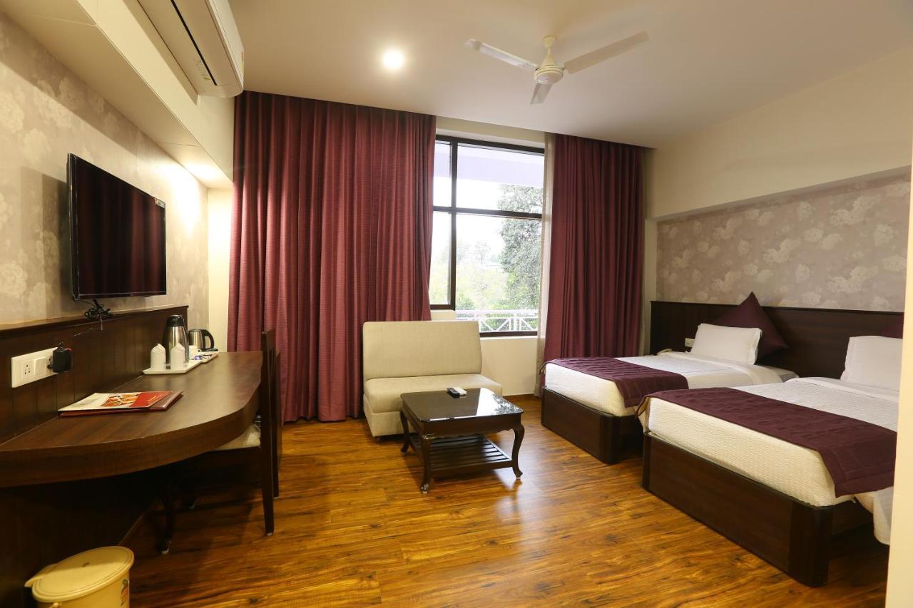 רישיקש Hotel The Great Ganga מראה חיצוני תמונה