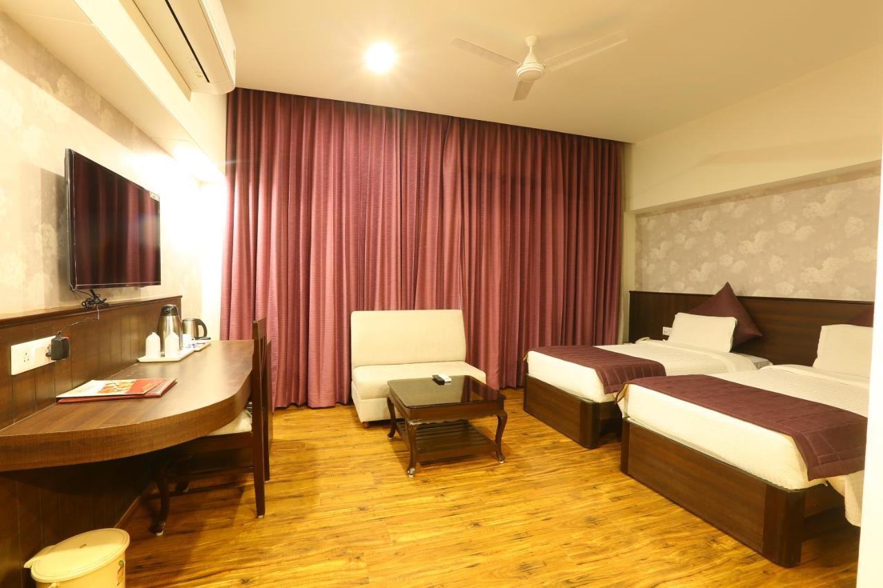 רישיקש Hotel The Great Ganga מראה חיצוני תמונה