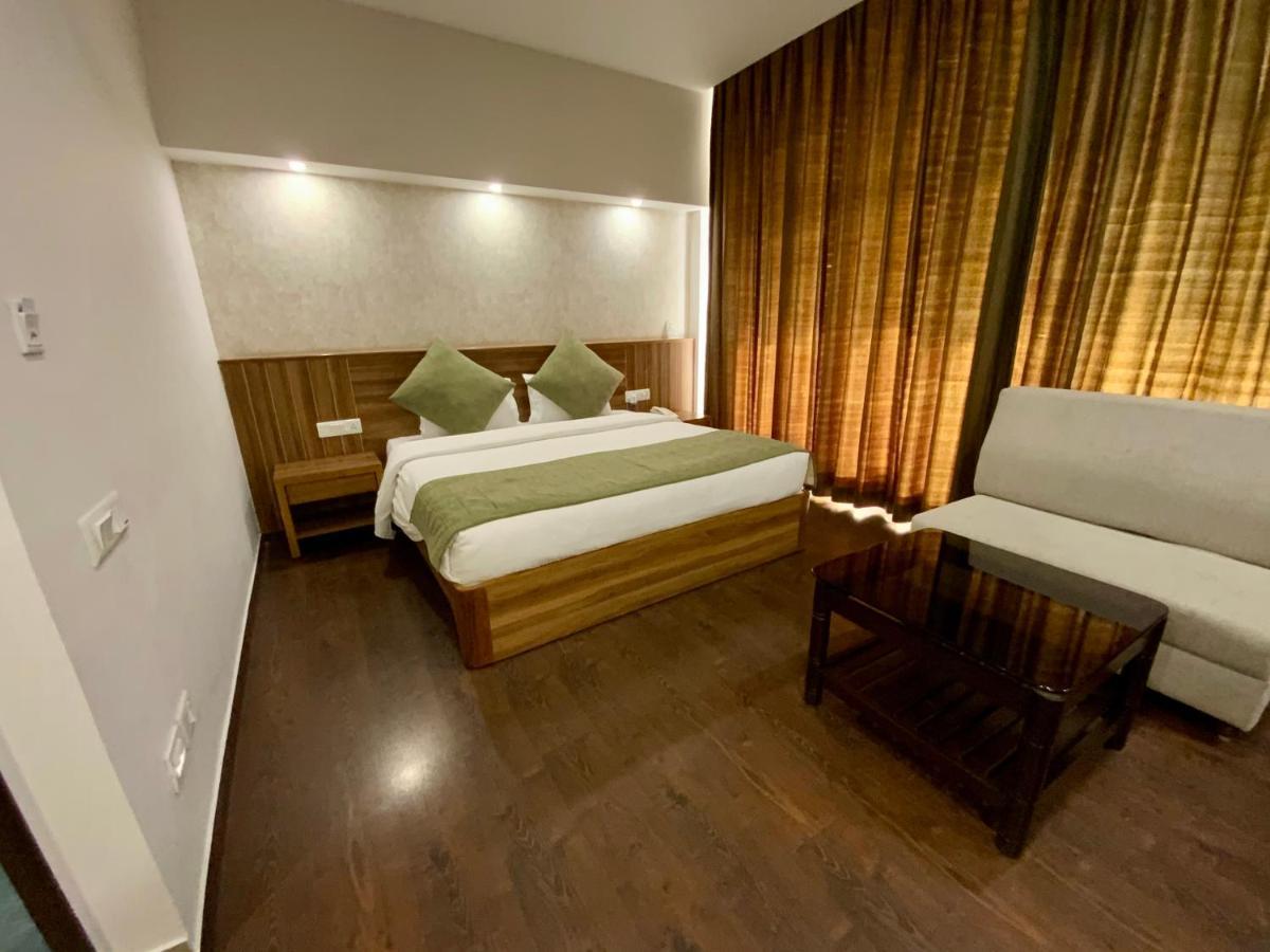 רישיקש Hotel The Great Ganga מראה חיצוני תמונה