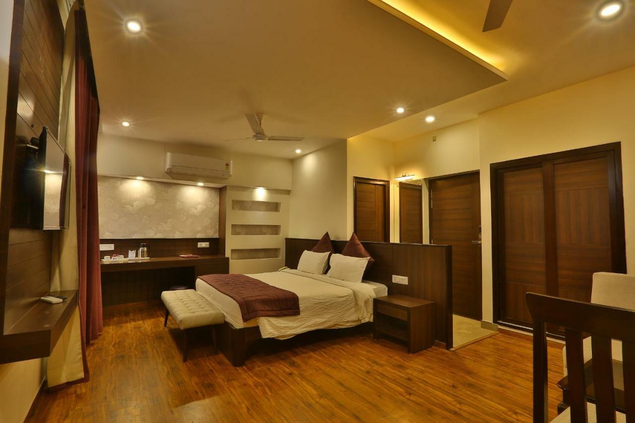 רישיקש Hotel The Great Ganga מראה חיצוני תמונה